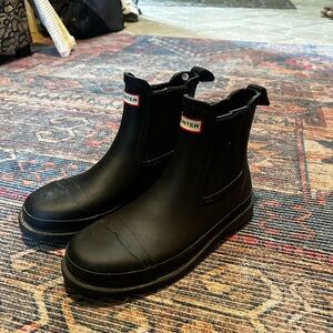 Hunter Classic Black Chelsea Boots
